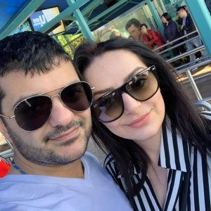 Meet your Posher, Aram